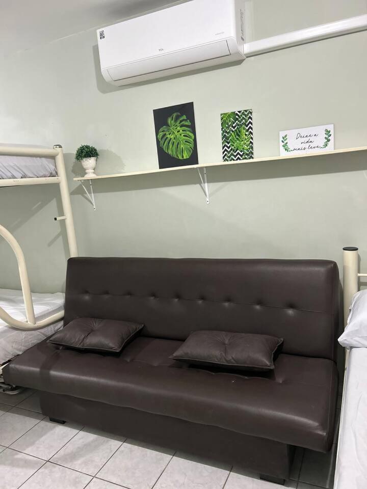 Kitnet Flamingo 31B Apartment Matinhos Bagian luar foto